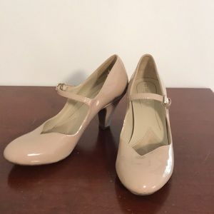 Naturalizer Nude Mary Janes with Scalloped Toe